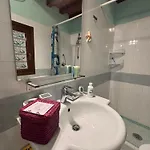 Il Polpo Blu Nyaraló
